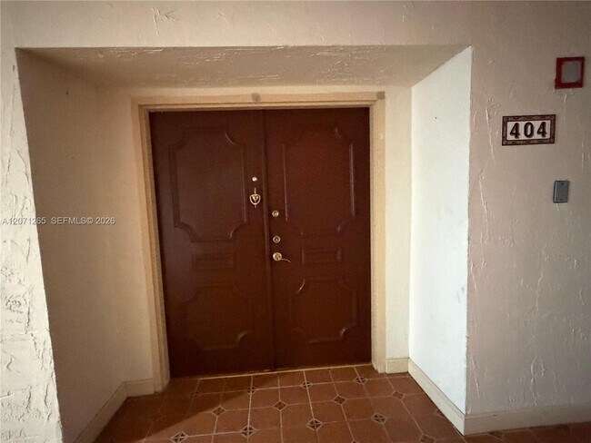 1350 SW 122nd Ave Unit 404