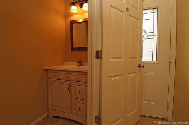 Photo - Brookshire 1315/1317 Unit 1317