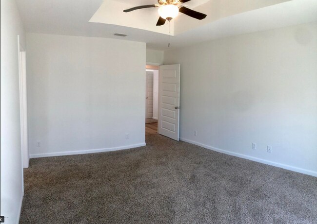 Photo - 3733 Avon Rd