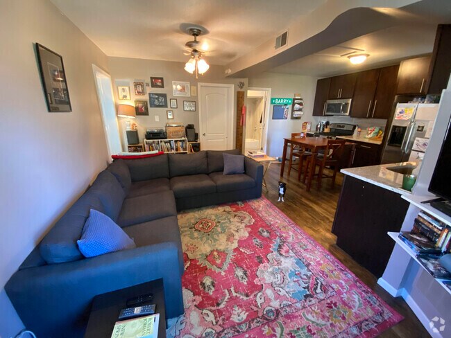 Building Photo - 3813 N Bernard St Unit Apt Rear