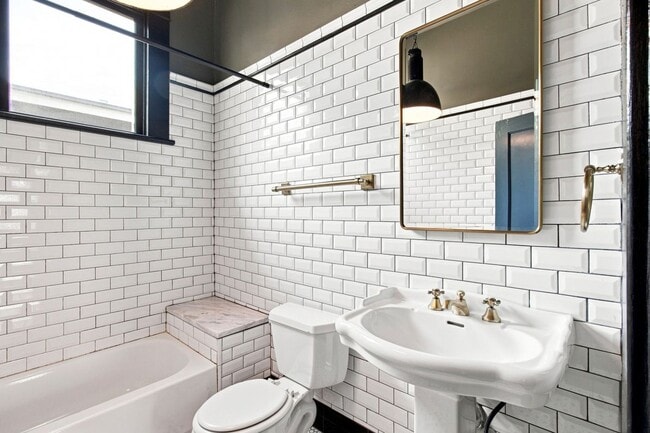 Photo - 202 Eads Ave