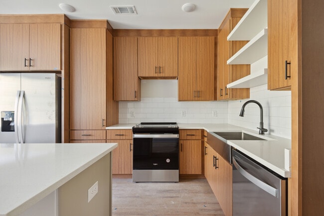 Building Photo - Trailside NoDa Rental