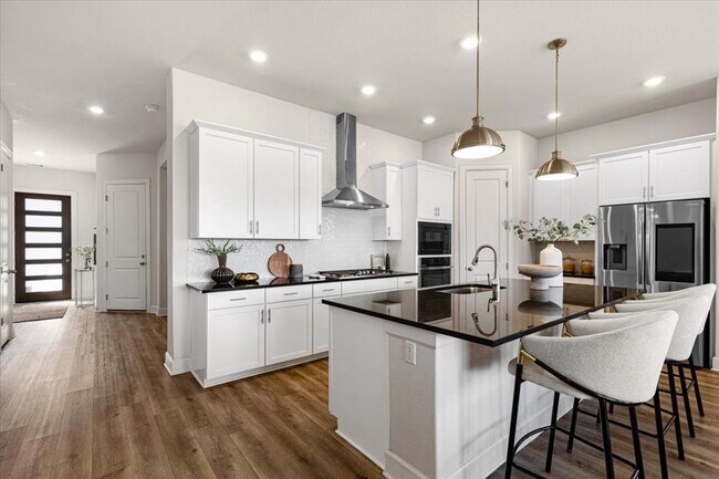 Photo - 908 Knowles Dr