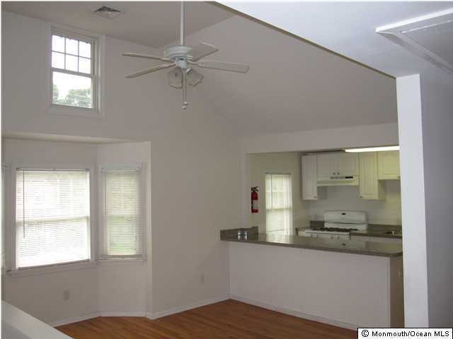 Photo - 147 Bridge Ave Unidad B