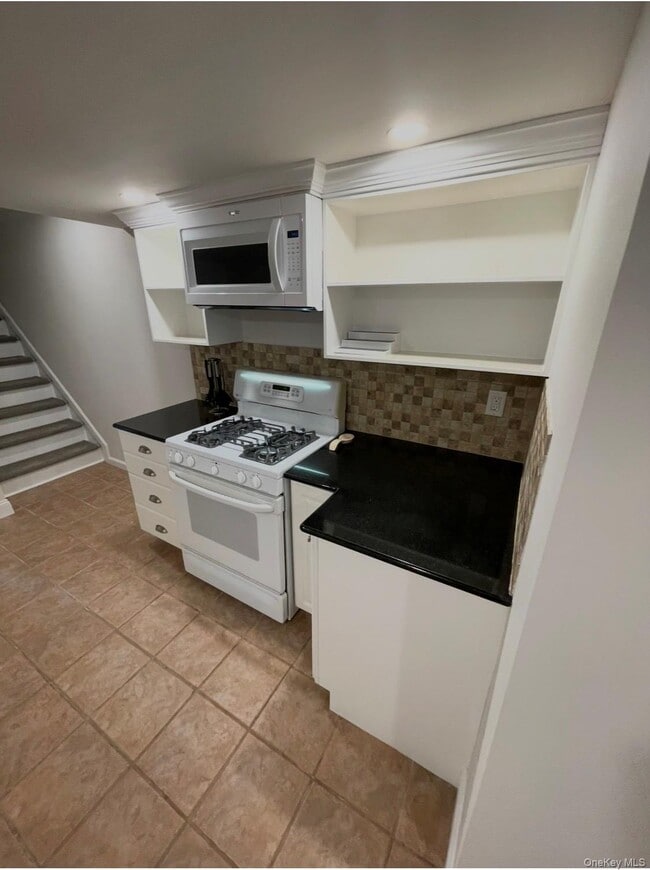 Photo - 17 Cobbler Ln