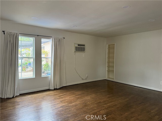 Photo - 312 E Erna Ave Townhome