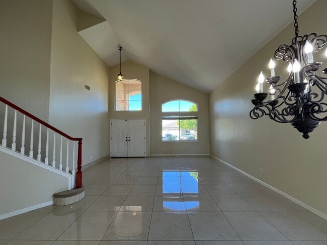 Photo - 1686 Kleck Rd