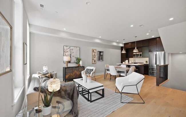 431 Quincy St NW Unit 1