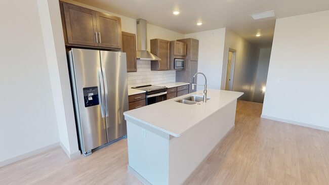 3 habitaciones, 2 baños, cocina - The Cove at Crystal Lake