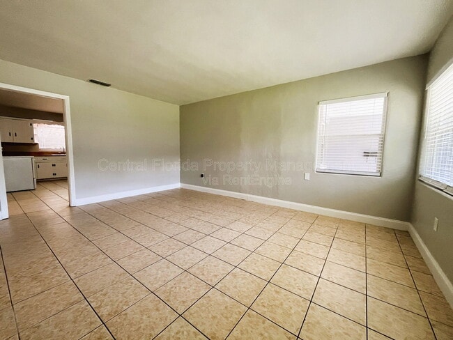Photo - 1510 Altaloma Ave