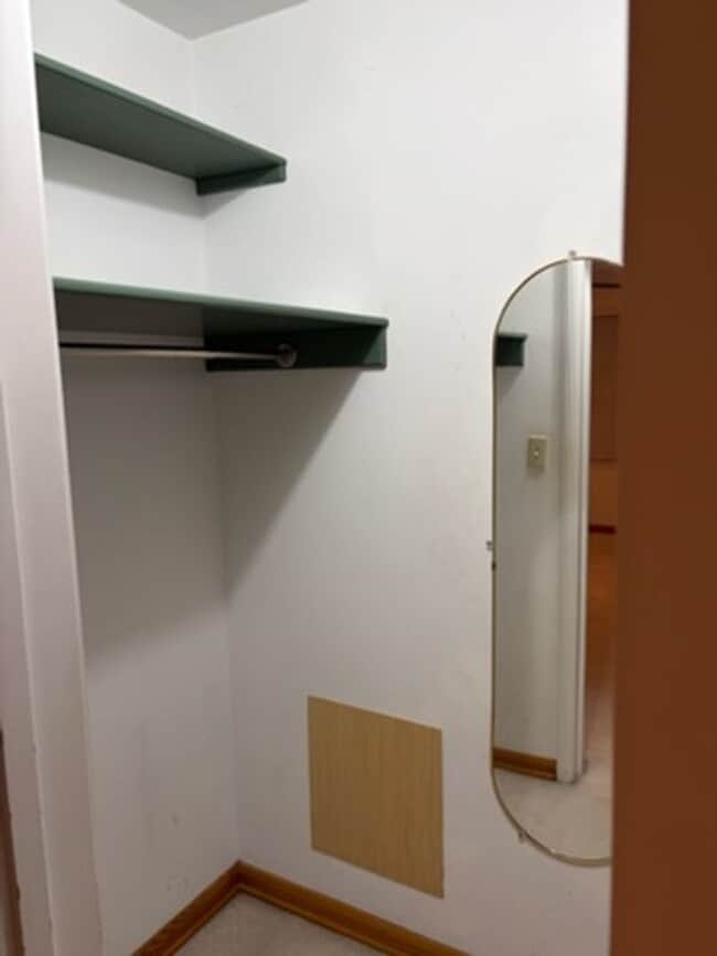 Photo - 8100 - 547/549 COURT AVE. (WESTON) Unit 549