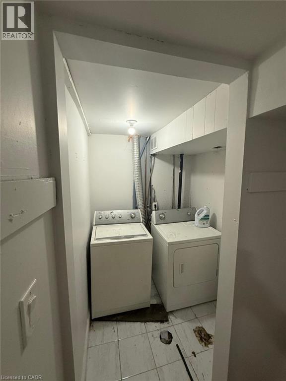 Photo - 92 Silverstone Dr