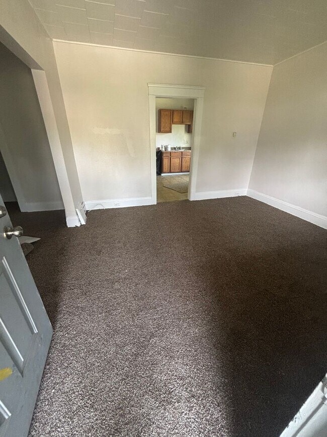 Photo - 4bd Single Cash Pay/Section 8