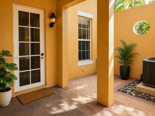 Photo - 1101 SW 147th Ter