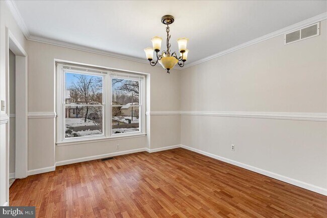 Photo - 27 Cartwright Dr