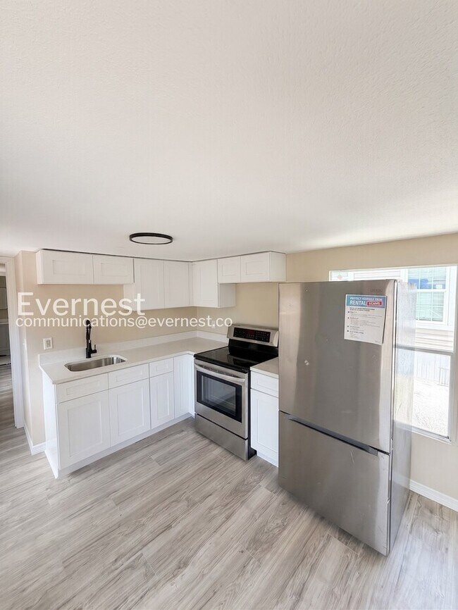 5680 28th St N Unit 2