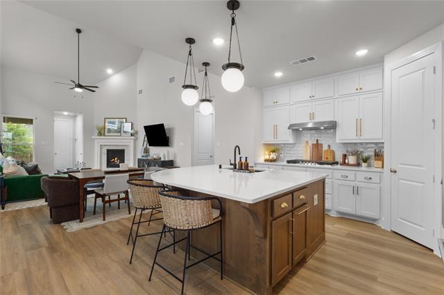 2609 Holland Ct