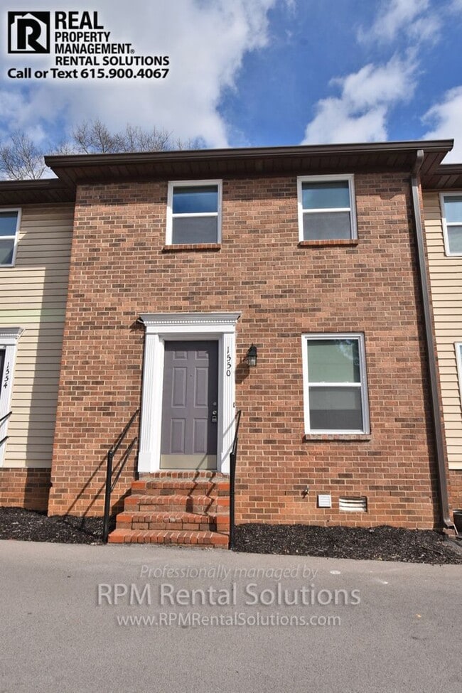 Building Photo - 2Bd/1.5 Bath updated townhome, right by MTSU! washer and dryer included, just $1295/mo!