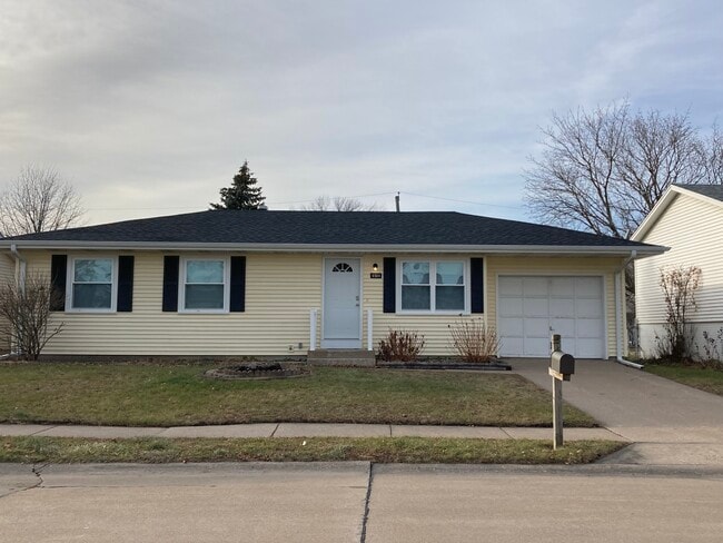 Photo - 6504 Kelling St