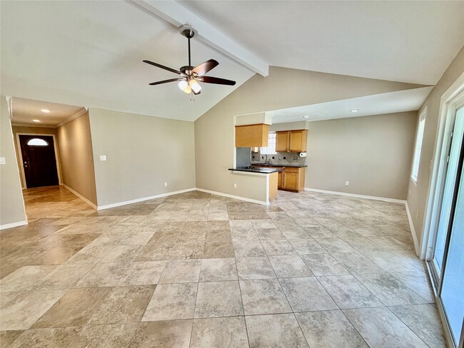 Photo - 5838 Ludington Dr