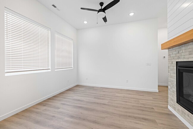 Photo - 4209 Saylor Ln