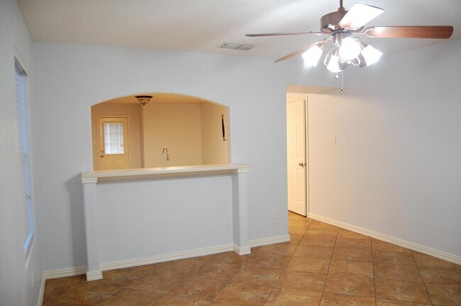 Photo - 11118 Don Tomas Loop