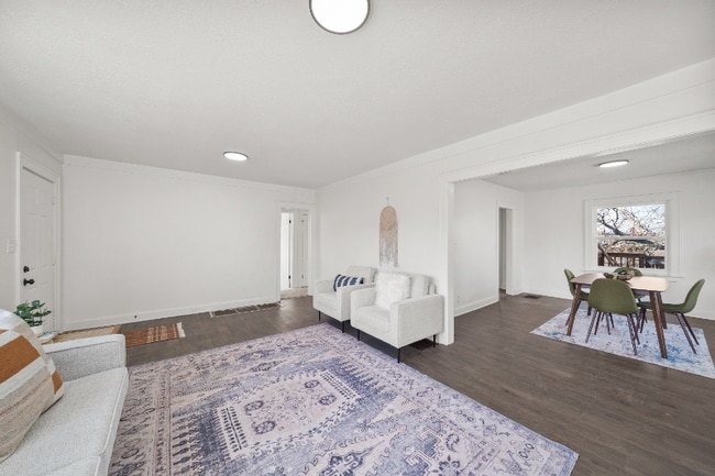 Photo - 5332 Highland Ave