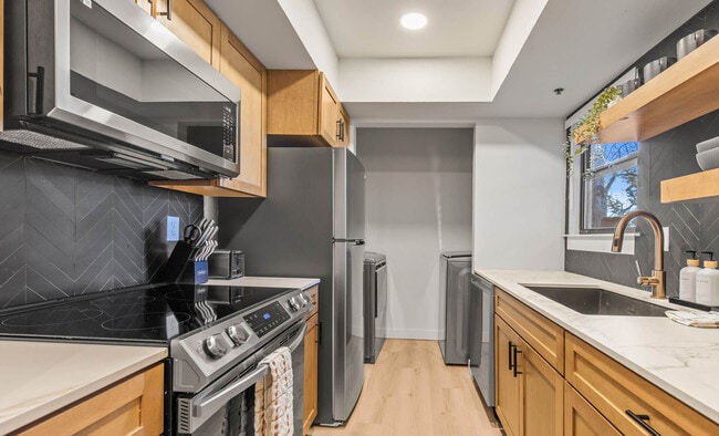 Photo - 6851 N 2200 W Unidad 10D