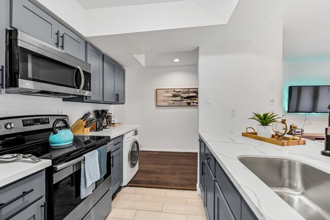 Photo - 12600 Melville Dr