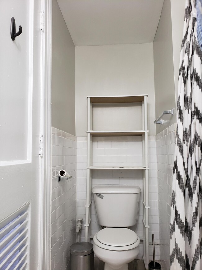 Photo - 1324 Locust St
