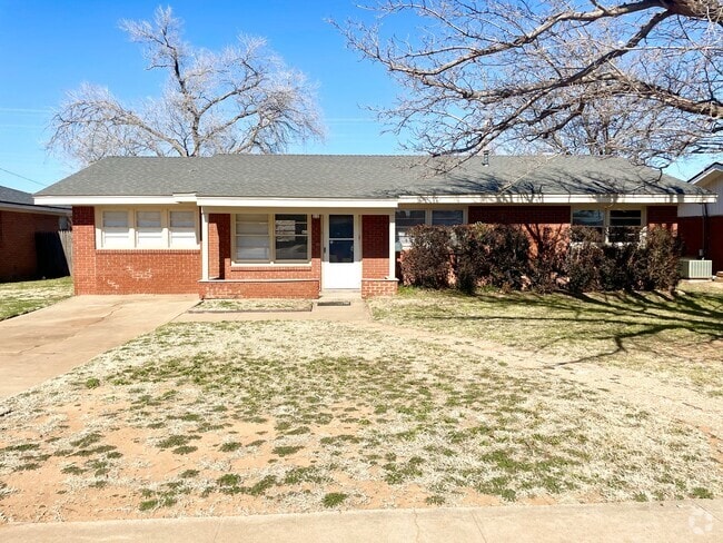 Building Photo - Cute 3 bedroom 2 bath Home!