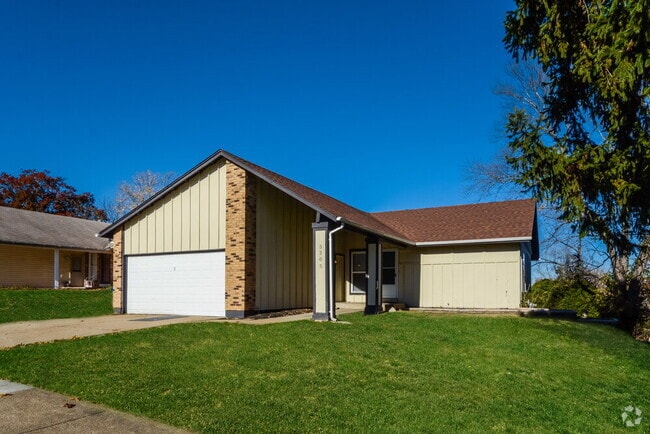 Building Photo - 5305 Springtrail Dr Rental