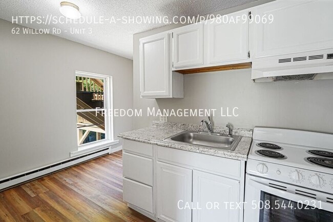 Photo - 62 Willow Rd Unit 3