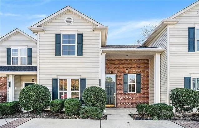 Photo - 8881 Cinnabay Dr Townhome