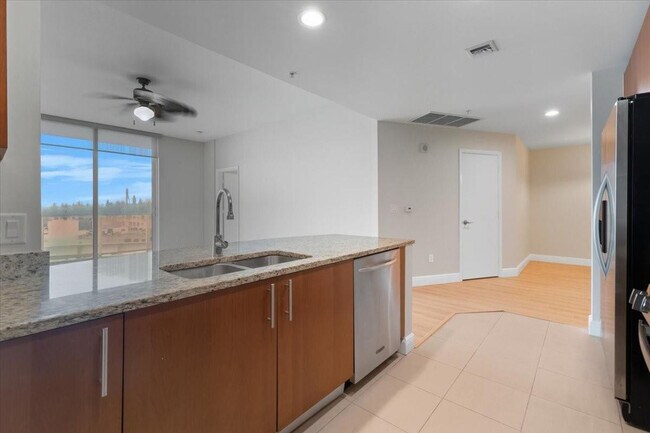 Photo - 1945 S Ocean Dr Unit 509