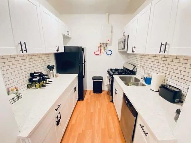 Building Photo - 1414 Austin St Unit 01