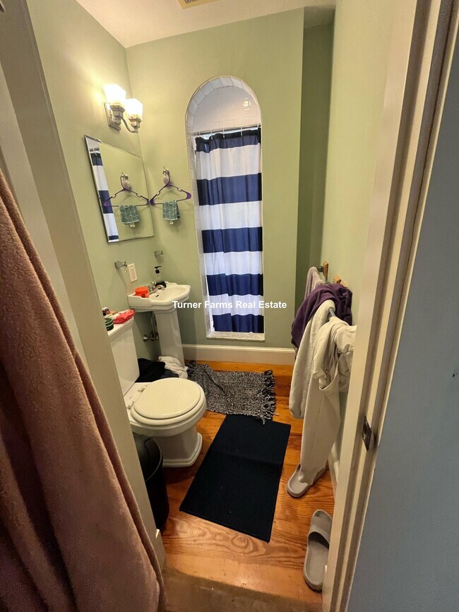 Photo - 151 Highland St Unidad 2