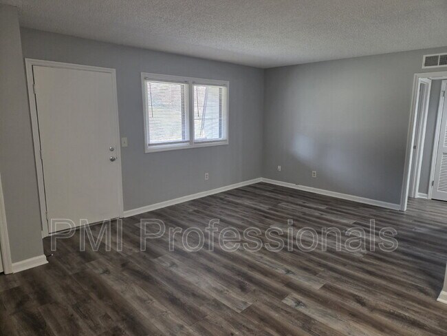 Photo - 2929 Selena Dr Unidad K147