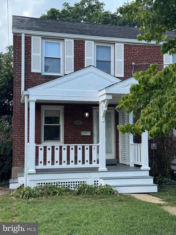 Building Photo - 2607 Farmington Dr Rental