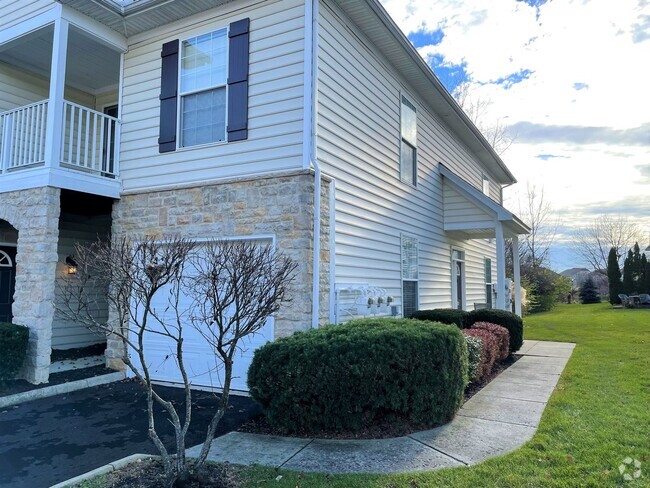 Building Photo - 5003 Ivyvine Blvd Rental