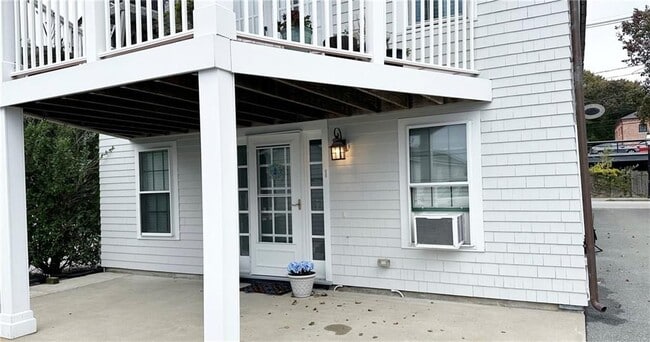 Photo - 227 Thames St