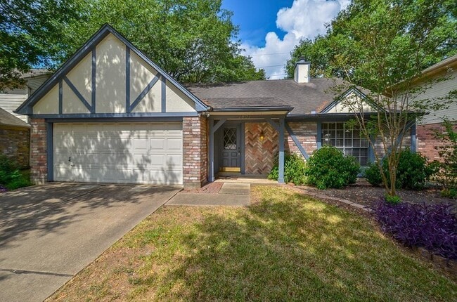 Building Photo - 7807 Maple Brook Ln Rental