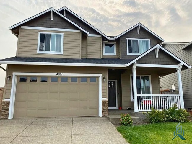Building Photo - Pet-friendly 4 bedroom, 2.5 bathroom Home in Adair Village