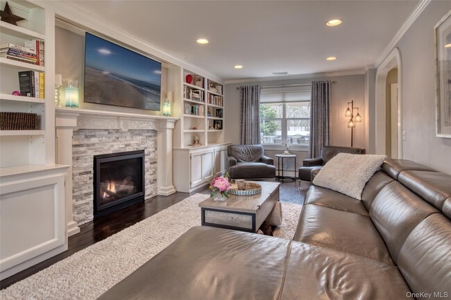 Photo - 9 Deborah Dr