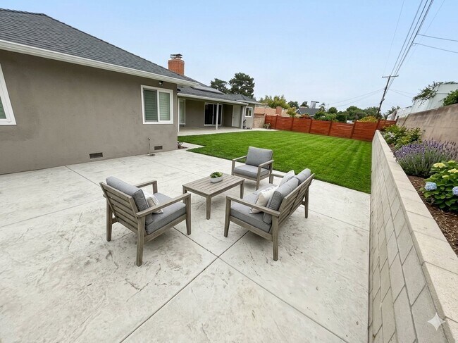 1700 El Dorado Ave