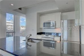 Photo - 1350 Main St Unidad 304