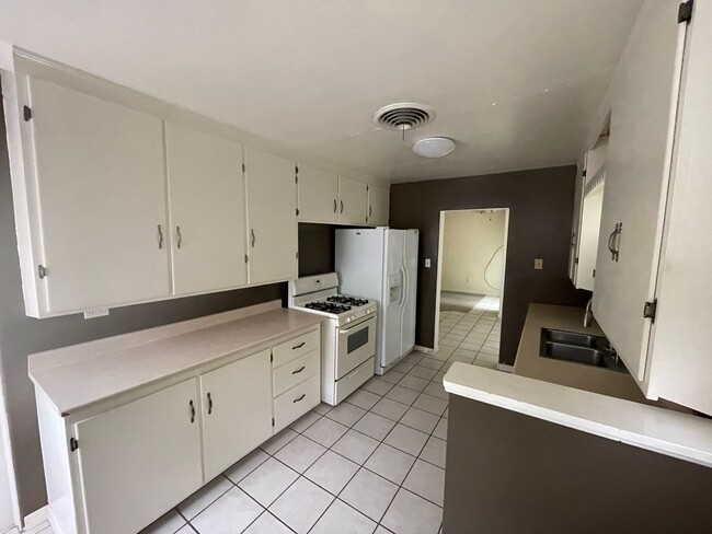 Photo - 3 Bedroom 1 Bath