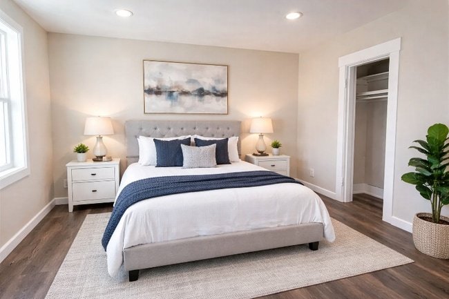 Photo - 8407 Rainier Ave S