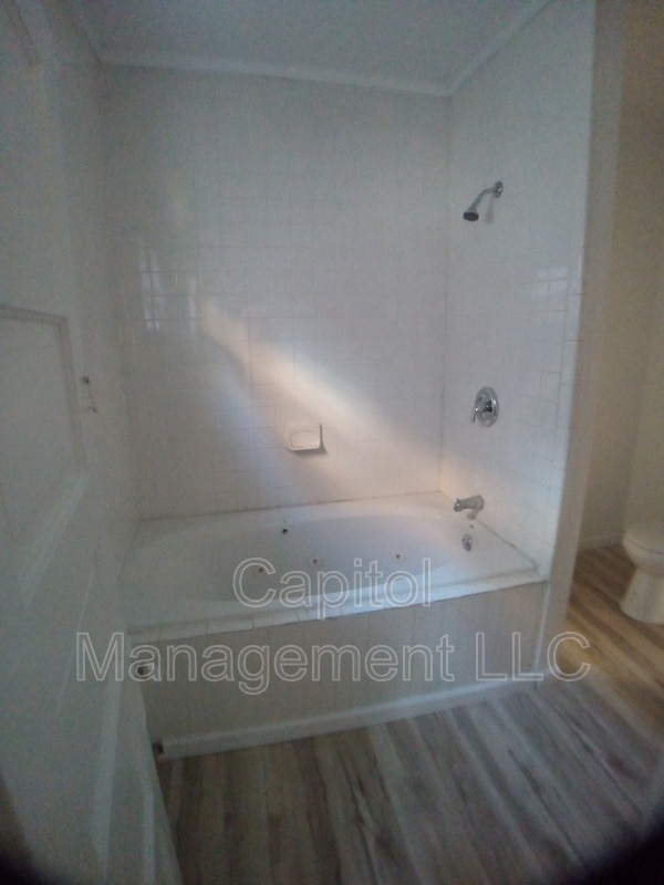 Photo - 220 W Lapeer St Unidad 2