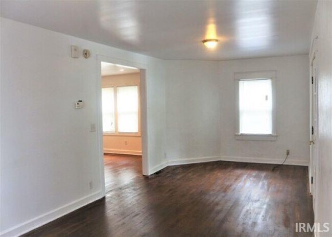 Photo - 609 E University St